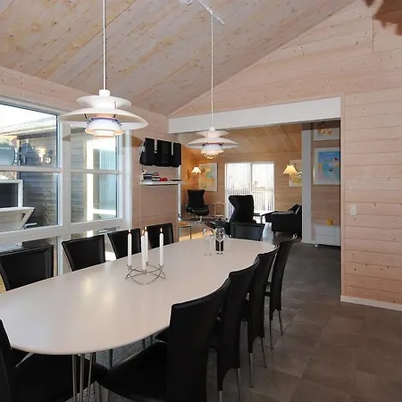 Farso Hvalpsund